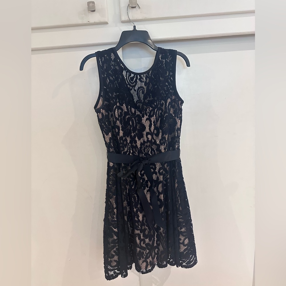 Betsy & Adam Navy Lace Sleeveless Fit-and-Flare Dress